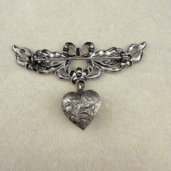 Vintage Silver Tone Floral Brooch With Purple & Green Enamel Heart Dangle Pendan - Picture 3 of 4